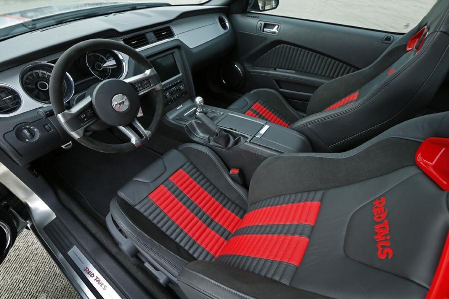  Ford Mustang Red Tails 2012 года  (фото 6 из 18)